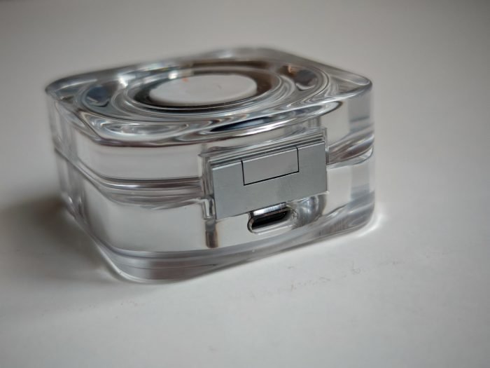 Samsung Galaxy Ring átlátszó dobozban