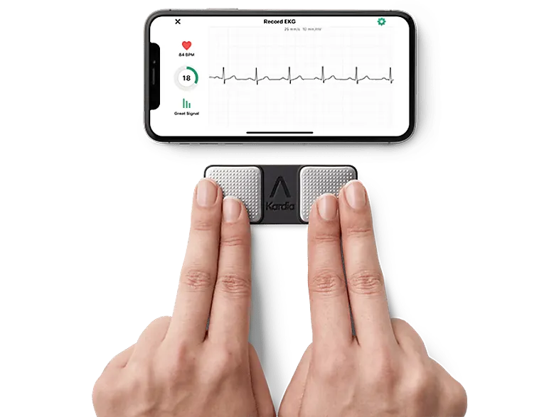 AliveCor KardiaMobile hordozható EKG készülék használata okostelefonnal