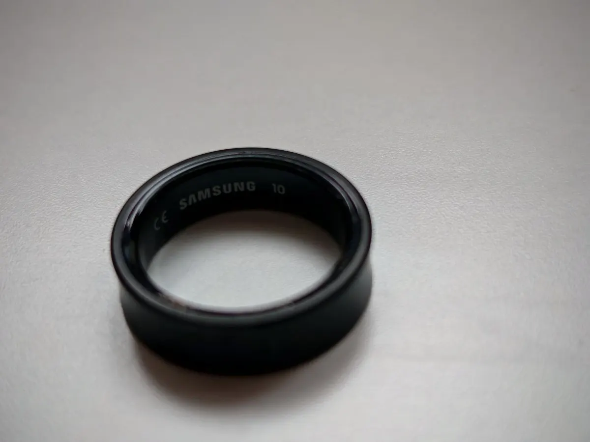 Samsung Galaxy Ring felülről