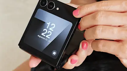 Samsung Galaxy Z Flip7 FE teszt