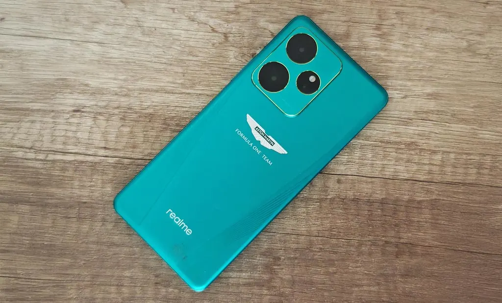 Realme GT 7 hátlap