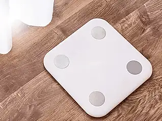Xiaomi Mi Body Composition Scale okosmérleg fa padlón