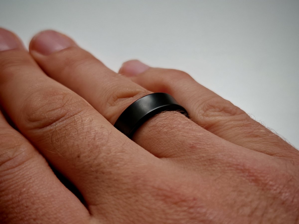 Samsung Galaxy Ring hordva