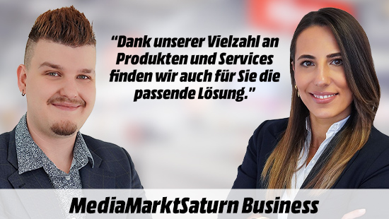 Zwei Personen vor weißem Hintergrund. Text in der Mitte, "MediaMarktSaturn Business" darunter. Mann links, Frau rechts, beide in Anzügen.