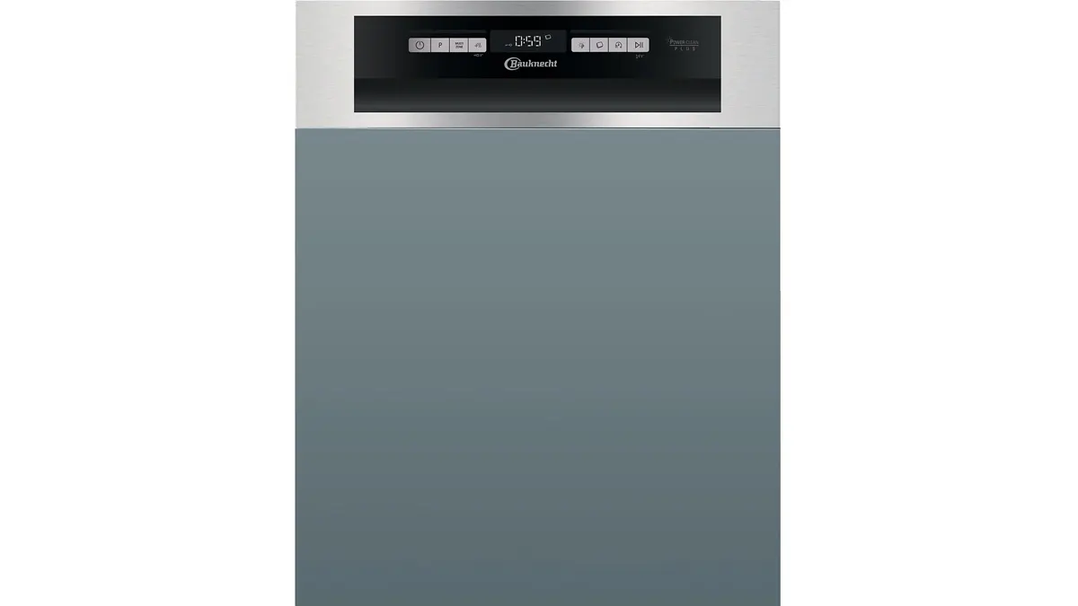 Der Geschirrspüler Bau­knecht BSBO 3O35 PF X mit halb geöffneter Tür vor einem weißen Hintergrund.