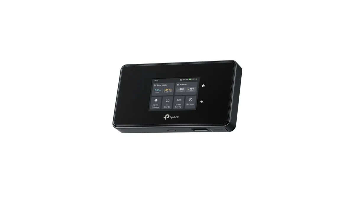 Der 5G-Router TP-Link M8550 vor einem weißen Hintergrund.