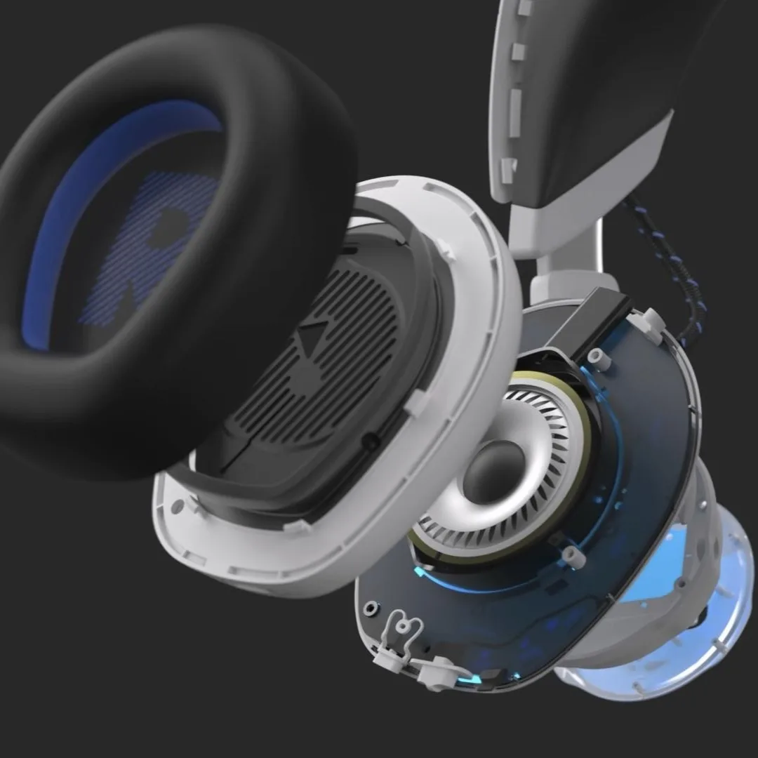 Nahaufnahme eines zerlegten Kopfhörers mit schwarzen, weißen und blauen Akzenten auf grauem Hintergrund.