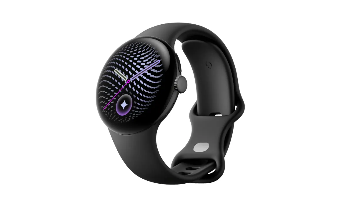 Die Pixel Watch 5 steht vor einem weißen Hintergrund.