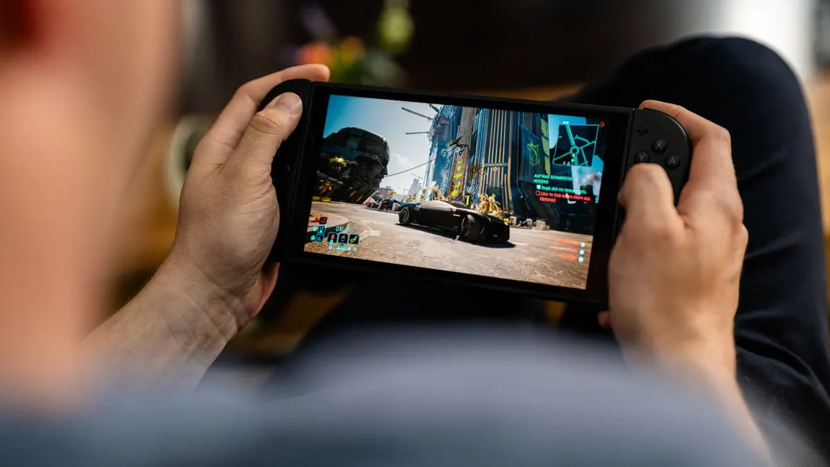 Sebastian zockt „Cyberpunk 2077“ auf der Switch 2.