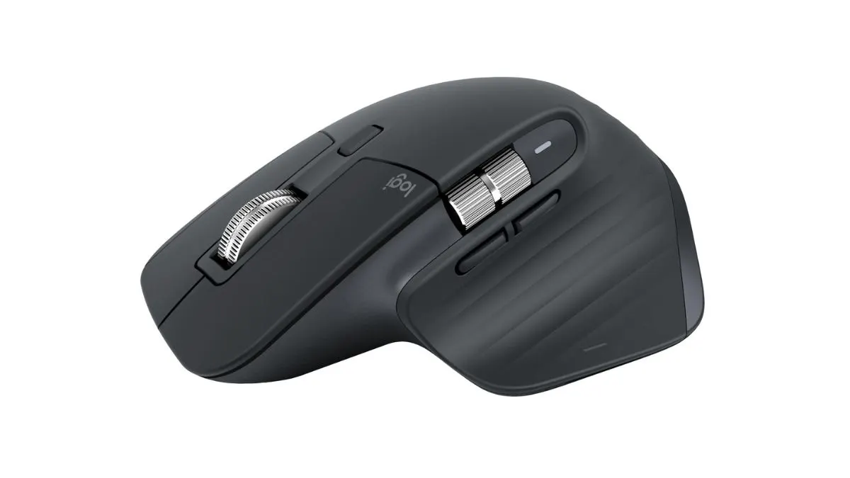 Die ergonomische PC-Maus Logitech MX Master 3S Bluetooth Edition vor weißem Hintergrund.