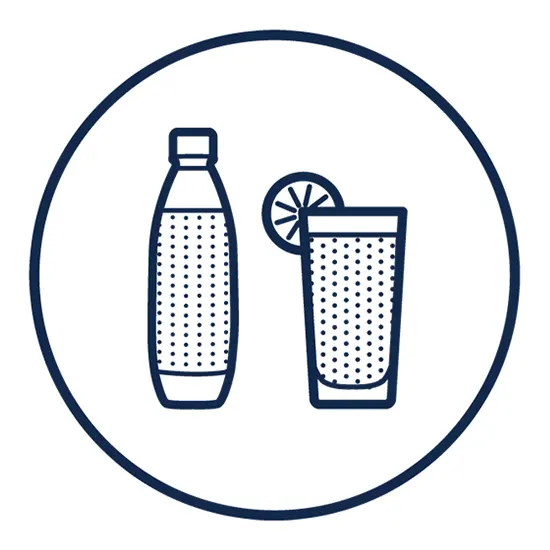 Eine blaue stilisierte Flasche und ein Glas mit Zitrone in einem blauen Kreis auf weißem Grund.