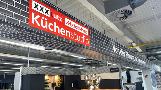 XXXLUTZ Küchenstudio