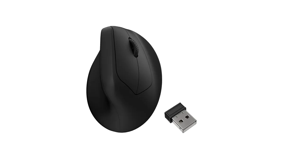 Die Keychron M5 vor weißem Hintergrund.