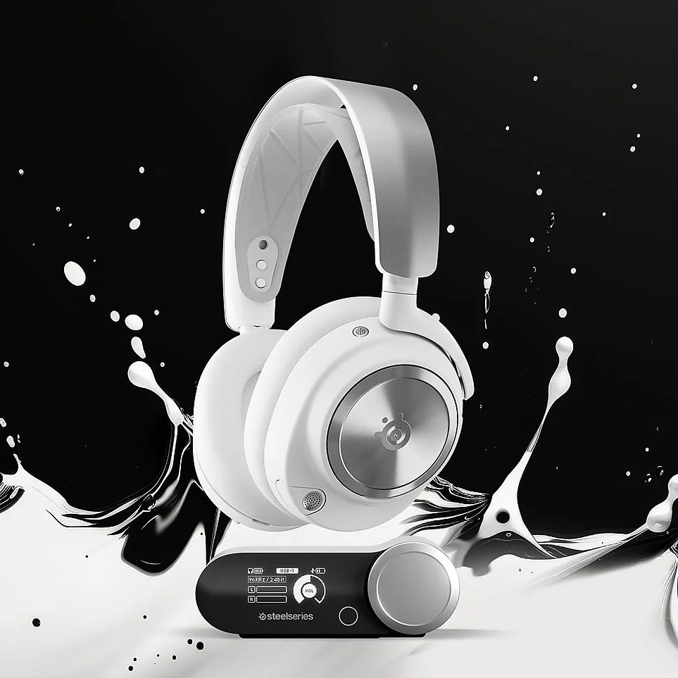 Das STEELSERIES Arctis Nova Pro Wireless Gaming-Headset ist von weißen und schwarzen Farbspritzern umgeben.