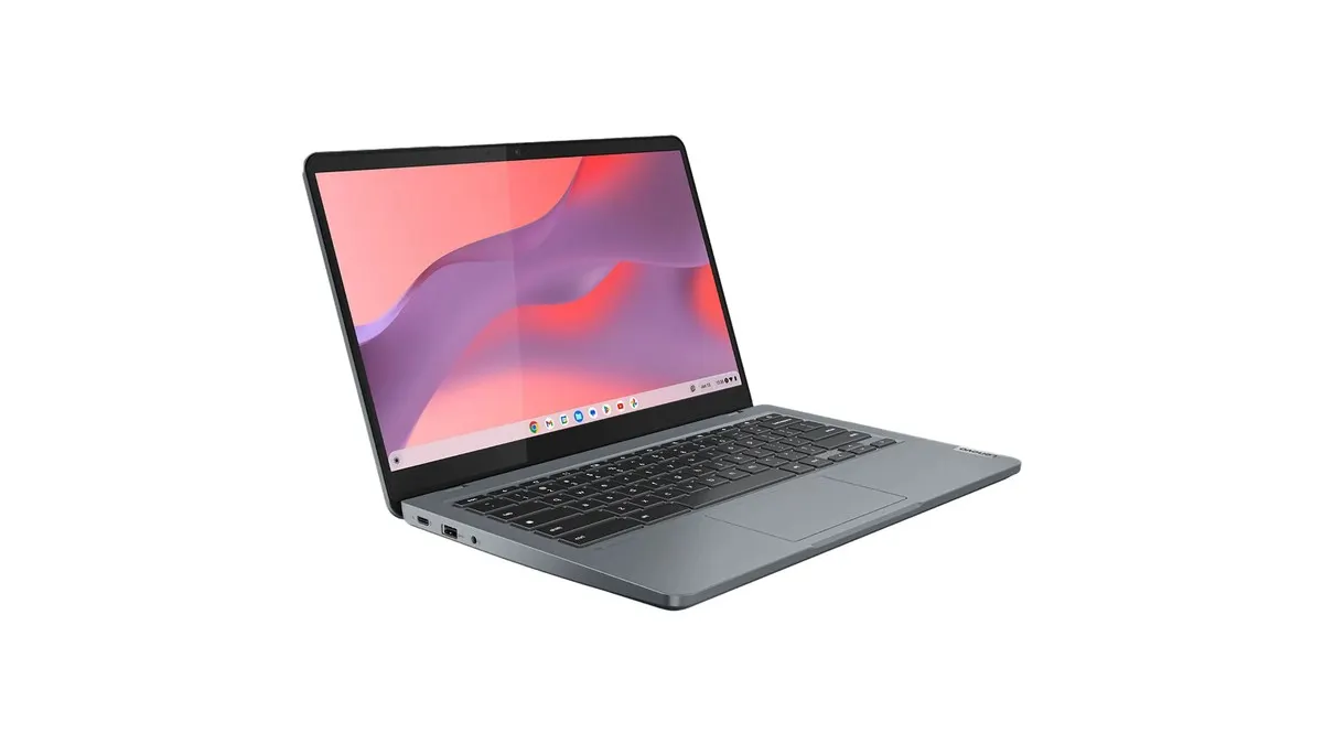 Das Lenovo IdeaPad Slim 3 Chrome vor weißem Hintergrund.