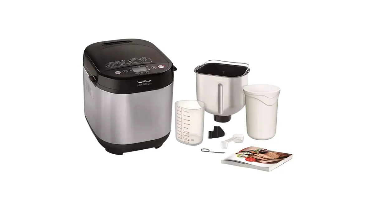 Der Moulinex OW240E30 mit Zubehör vor weißem Hintergrund.