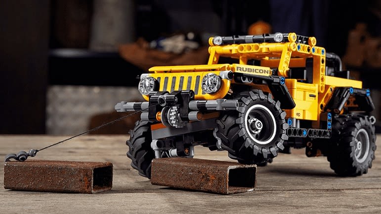 LEGO Technic 42122 Jeep® Wrangler Spielset mit Jeep und 2 Hindernissen