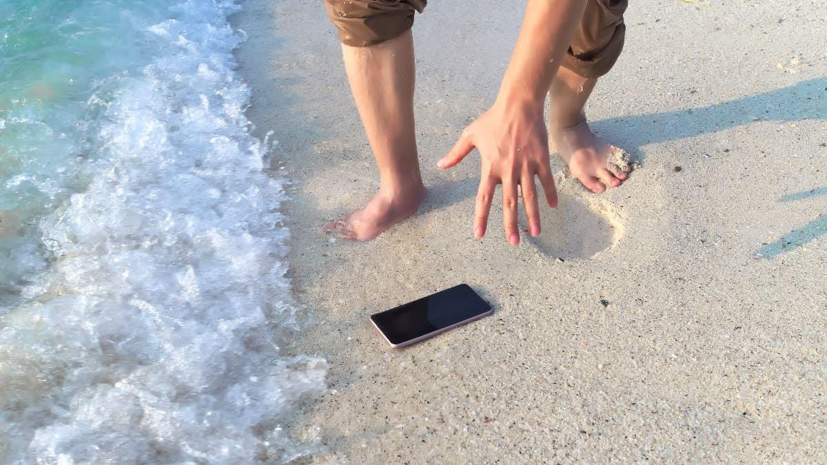 Handy ins Wasser gefallen Das kannst du tun