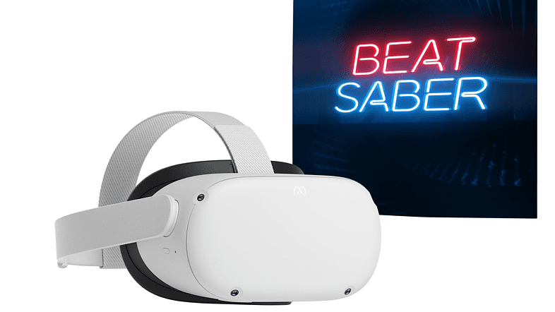 Die Meta Quest 2 128 GB VR Brille Vorderansicht zusammen mit einer leuchtenden Überschrift "Beat Saber"