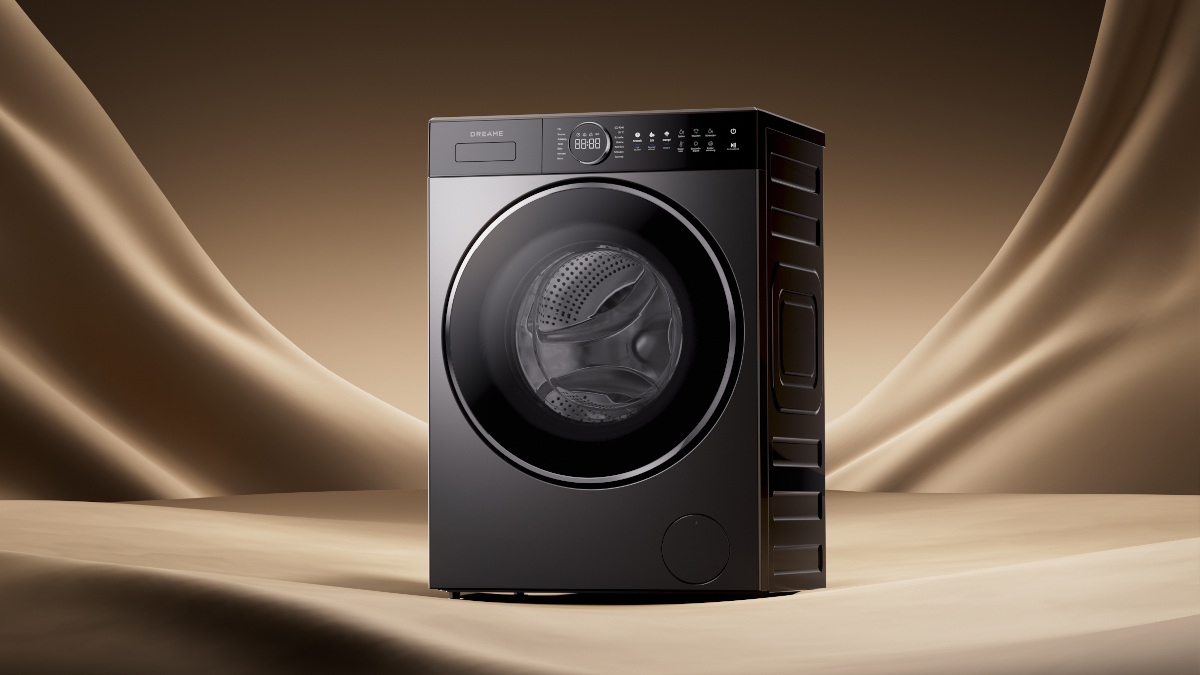 Die Waschmaschine Dreame Premium P5 steht vor einem hellbraunen Hintergrund.