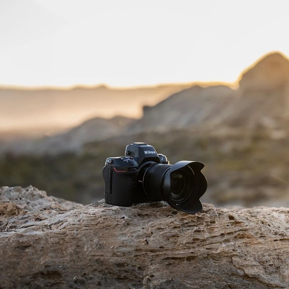NIKON Z8 Gehäuse Systemkamera bei MediaMarkt