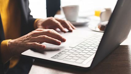 Was sollte Ihr neues Gerät können? Wir haben die besten Tipps für den Notebook-Kauf.