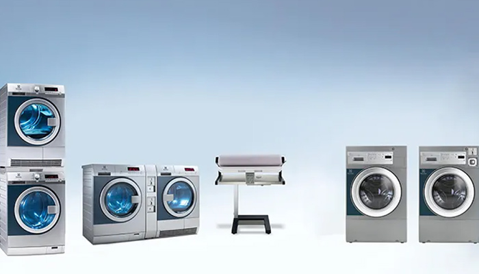 Stilisierte Abbildung von Electrolux Professional Waschmaschinen und Trocknern.