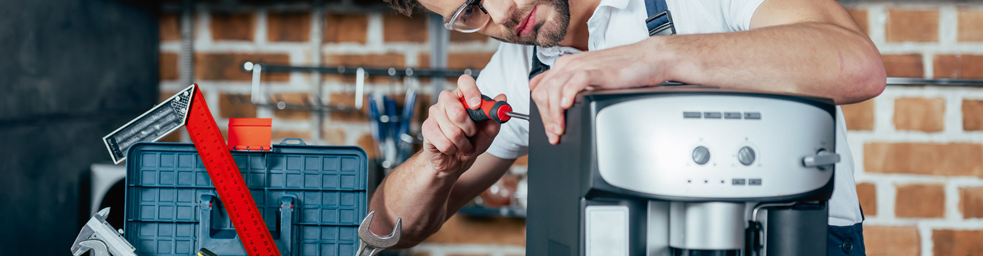 Kaffeemaschine Reparatur und Wartung MediaMarkt