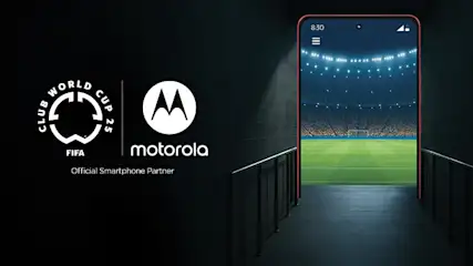 Das Bild zeigt einen animierten Spielertunnel in einem Fußballstadion.