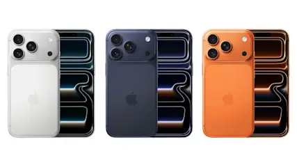 Drei iPhone-17-Pro-Modelle von vorne und hinten vor einem weißen Hintergrund.