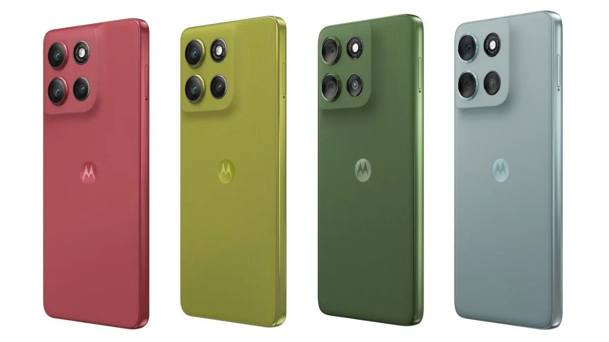 Die Rückseiten der Smartphones Motorola moto g86 5G und moto g56 5G vor weißem Hintergrund.