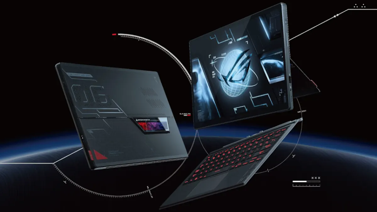 Drei schwarze Laptops schweben vor einem dunklen Hintergrund mit blauen Akzenten. Einer hat eine rote Tastatur, einer einen Bildschirm.
