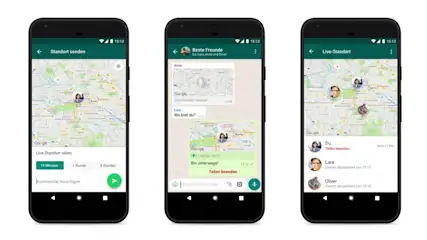 Drei schwarze Smartphones zeigen WhatsApp-Screenshots mit Standortfreigabe auf Karten und in Chatfenstern.