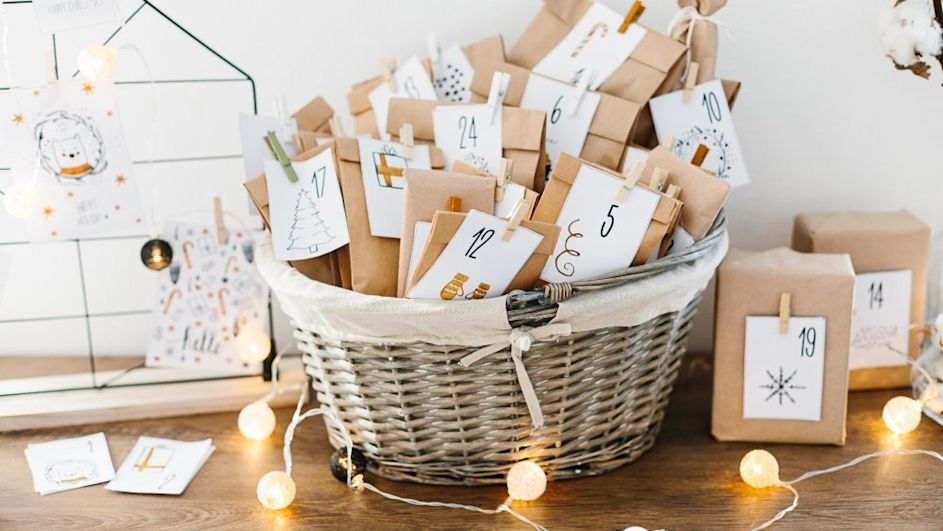 Adventskalender Tüten im Korb