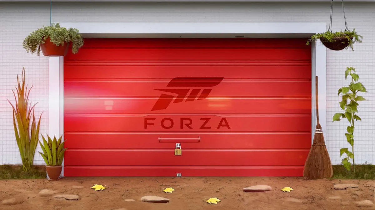 Eine rote Garagentür mit dem Wort „FORZA“ und einem Logo in der Mitte ist mit einem Vorhängeschloss verschlossen. Pflanzen und ein Besen sind zu sehen.