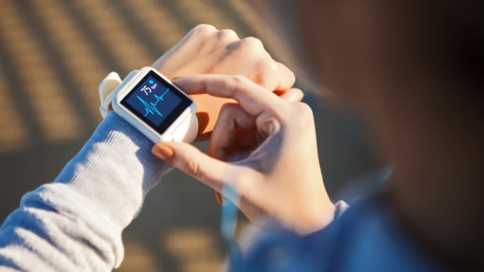 newgen medicals Fitnessuhr: Fitness-Smartwatch mit EKG