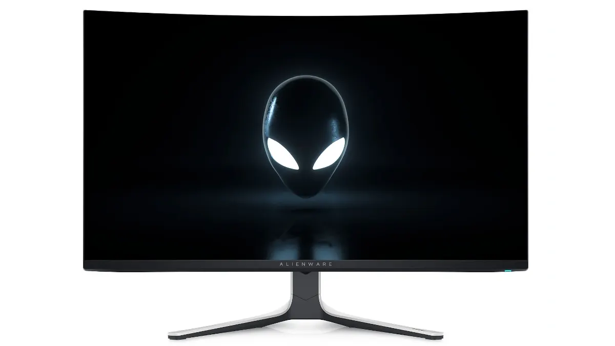 Der Alienware AW322QF Monitor auf weißem Hintergrund.