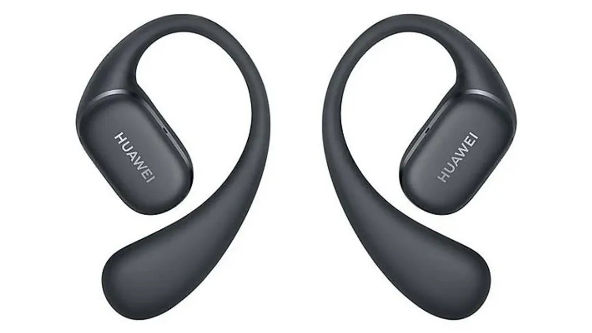 Die zwei schwarzen Earbuds der Open-Ear-Kopfhörer Huawei FreeArc vor weißem Hintergrund.