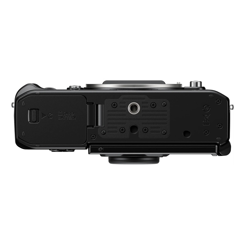 Nikon Z f Systemkamera in Schwarz, Unteransicht mit Akku- und Speicherkartenfach sowie Stativgewinde. MediaMarkt bietet passendes Zubehör und Beratung dazu.