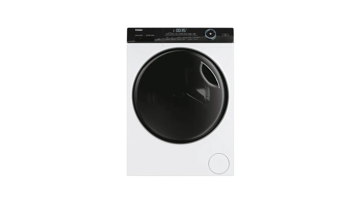 Die Waschmaschine Haier HW80-B14959YEU1 I-PRO Series 5 vor einem weißen Hintergrund.