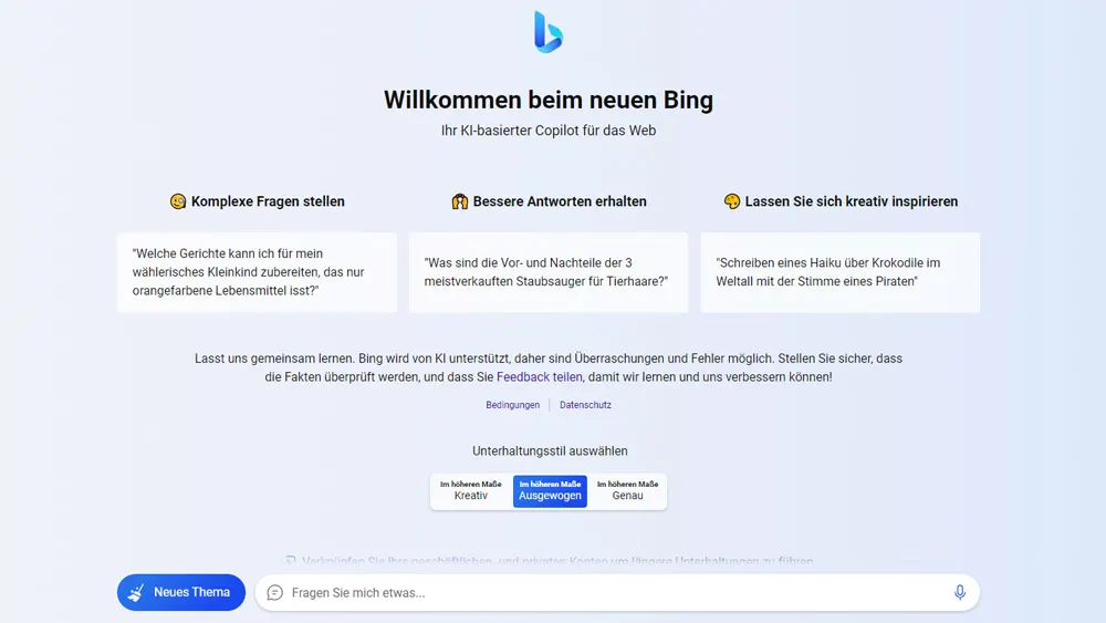 Bing-Startseite mit Suchleiste und Optionen für komplexe Fragen, Antworten und kreative Inspirationen auf weißblauem Hintergrund.