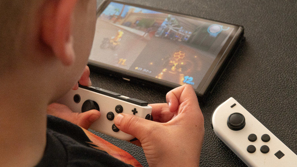 Nintendo switch controller verbinden mediamarkt