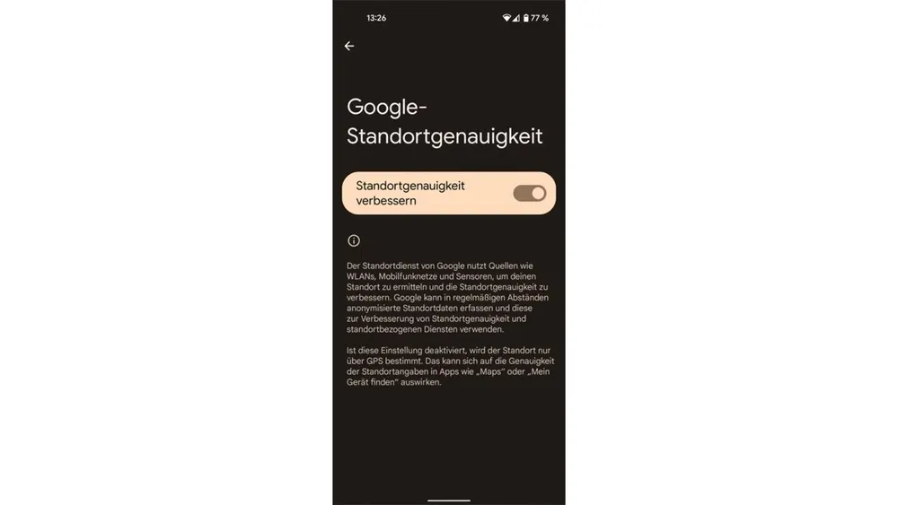 Ein Smartphone zeigt die "Google-Standortgenauigkeit"-Einstellungen mit deaktiviertem Schieberegler und Textinformationen.