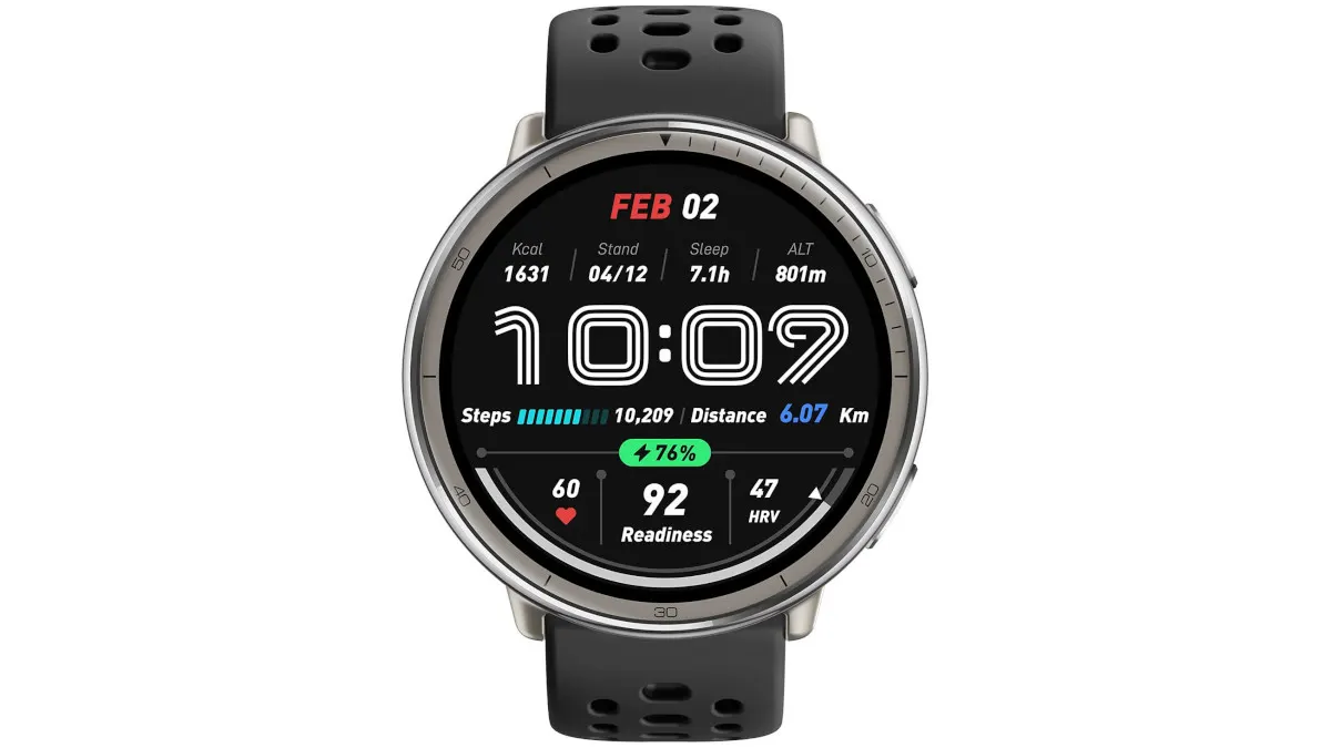 Eine Smartwatch mit silbernem Gehäuse und schwarzem Armband zeigt die Uhrzeit 10:09, den 2. Februar und Fitnessdaten wie Schritte und Kalorien an.