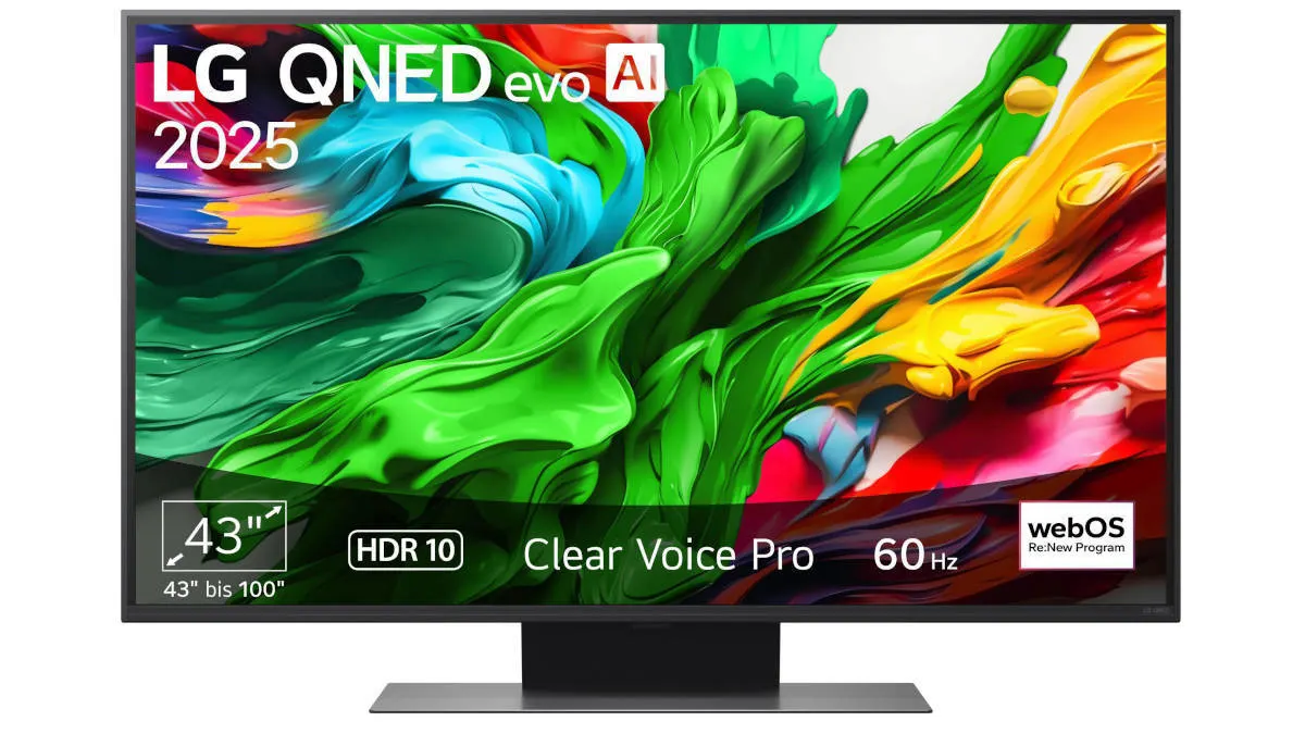 Der LG QNED4386A6C vor weißem Hintergrund