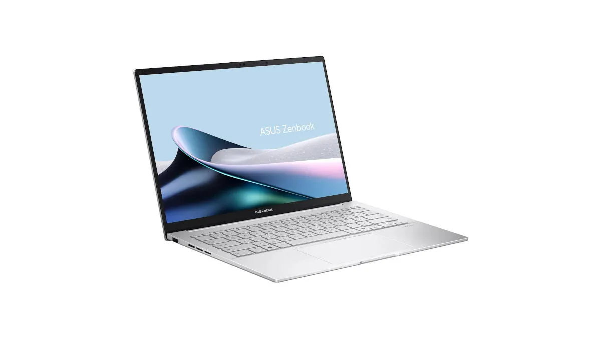 Das Asus Zenbook 14 OLED vor weißem Hintergrund.