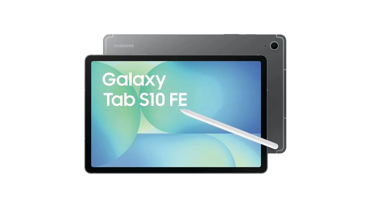 Das Samsung Galaxy Tab S10 FE vor weißem Hintergrund.