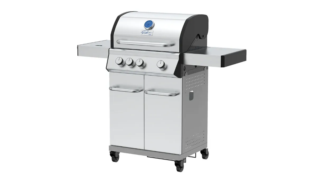 Der Gasgrill KOENIC KGG-TR 3125 M in Edelstahl von vorne auf weißem Hintergrund.