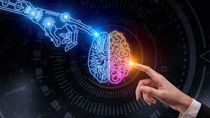 Mensch und Maschine Finger berühren Gehirn in Anlehnung an Michelangelo