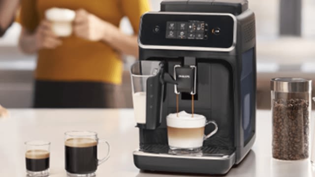 Traumhaftes Kaffee-Erlebnis mit dem LatteGo EP 2231/40.
